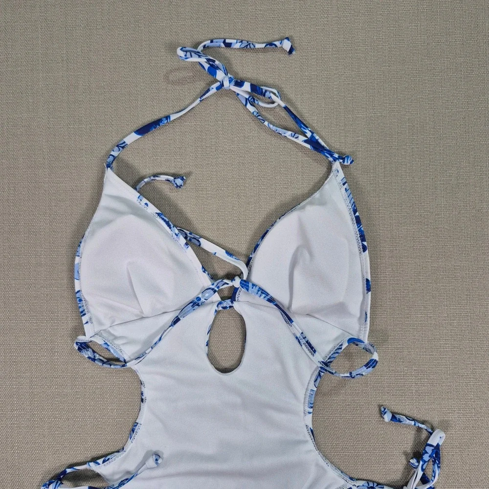 Unbranded floral print